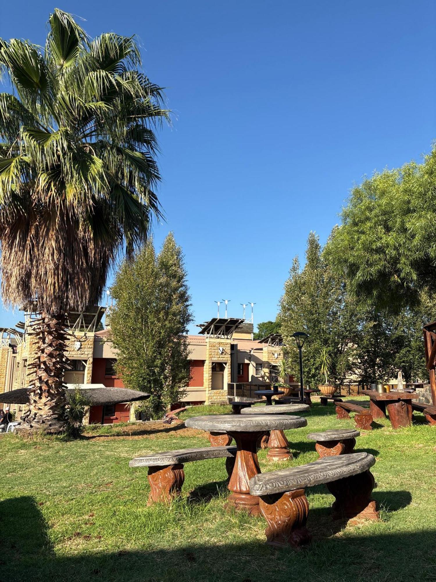 Bloem Spa Hotel & Conference Bloemfontein Exterior photo